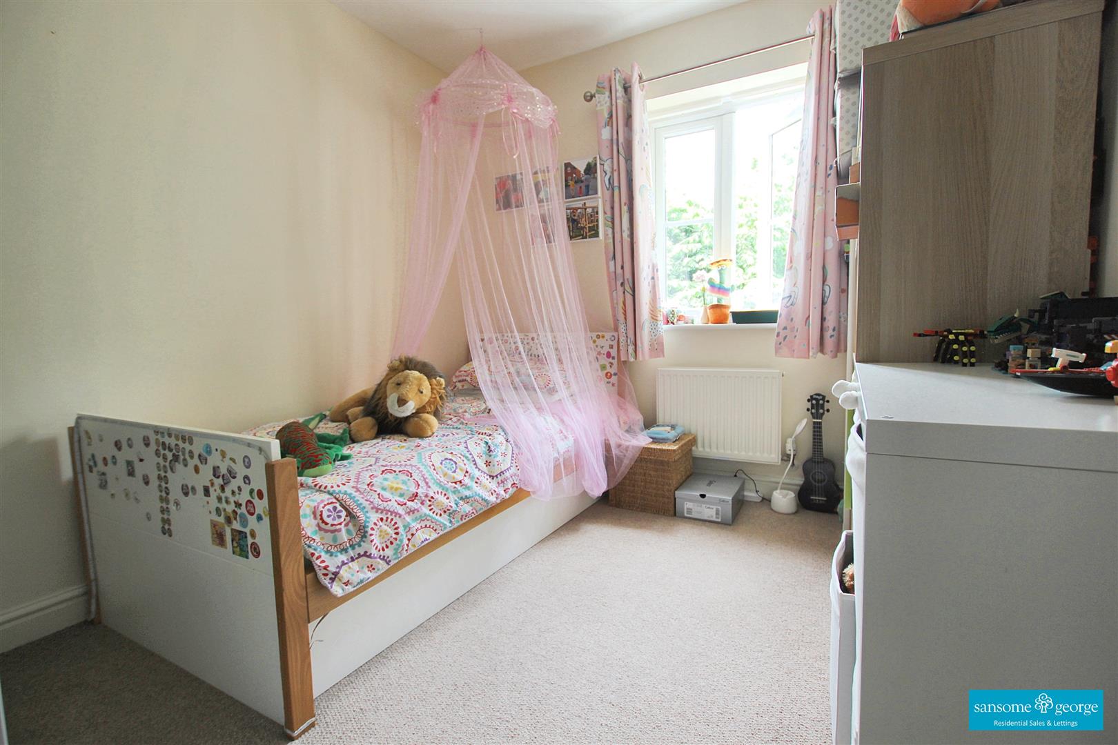 Clarendon Rise, Tilehurst, Reading